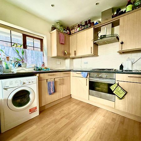 Romford Retreat Homestay Dış mekan fotoğraf